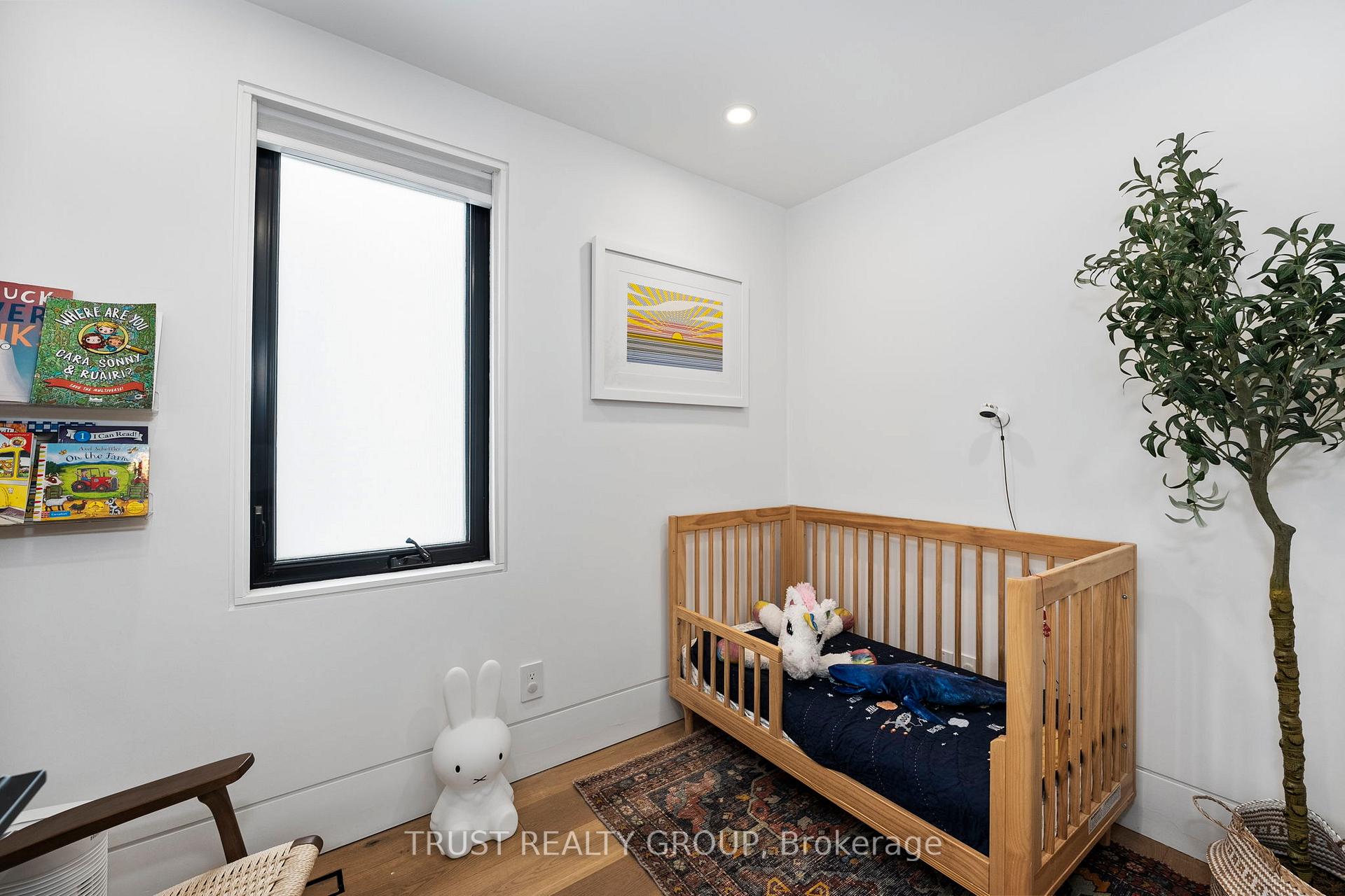 Photo 20 of 29 Perth Avenue, Toronto, Dufferin Grove — HOMEH