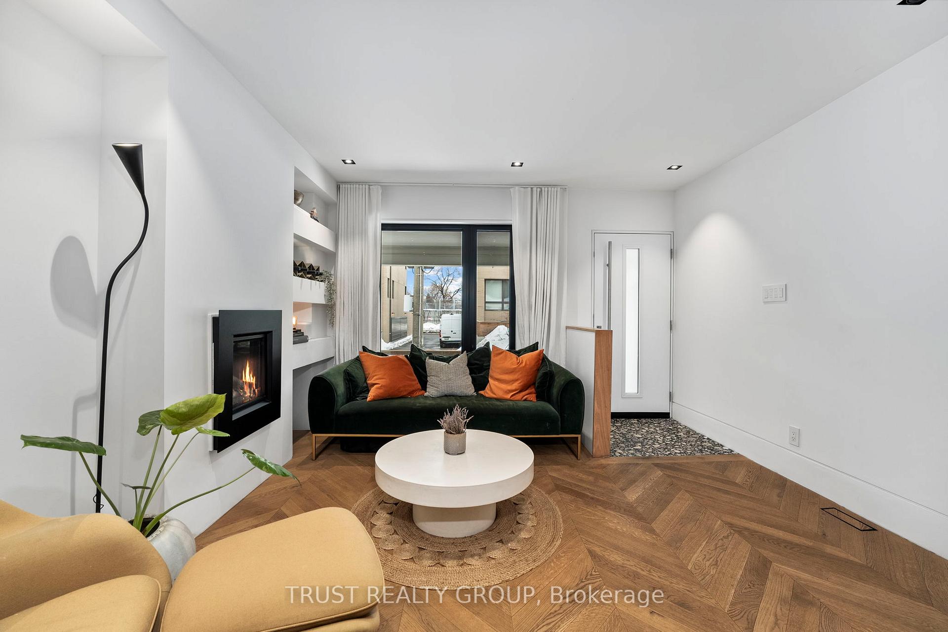 Photo 23 of 29 Perth Avenue, Toronto, Dufferin Grove — HOMEH