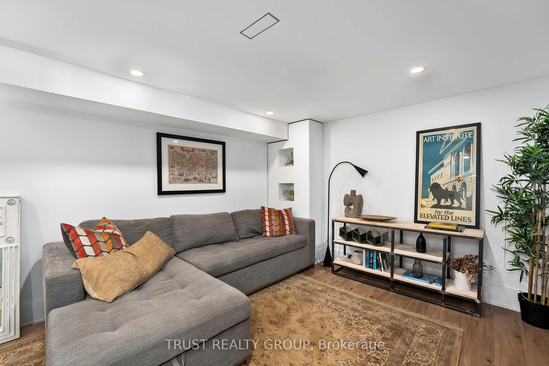 Photo 24 of 29 Perth Avenue, Toronto, Dufferin Grove — HOMEH