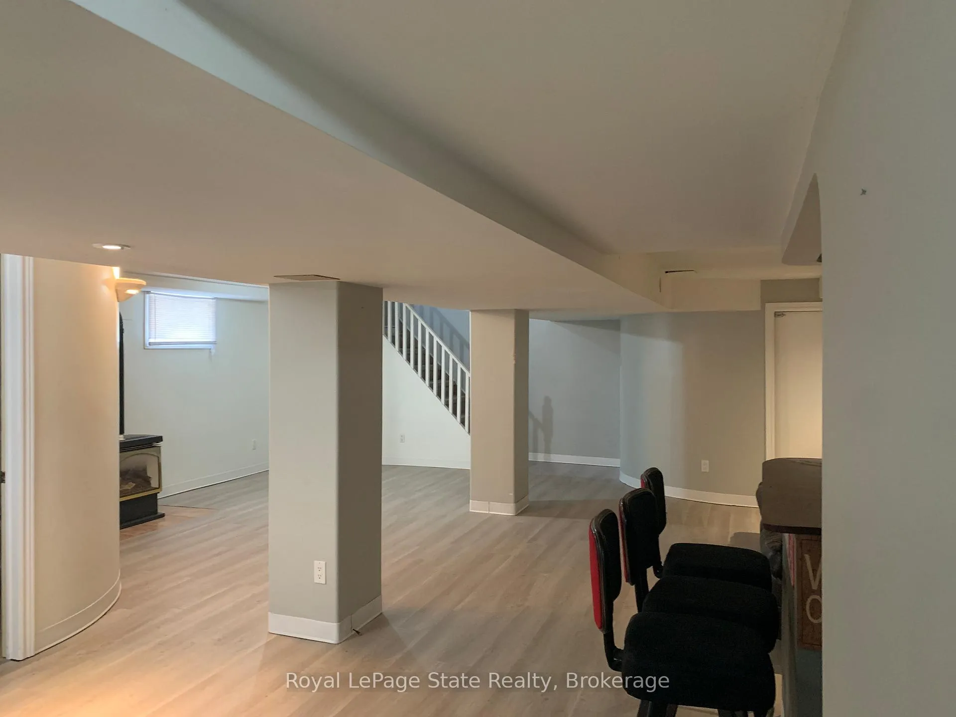 Photo 3 of Unit Lower, 72 Southmeadow Crescent, Hamilton, Stoney Creek — HOMEH