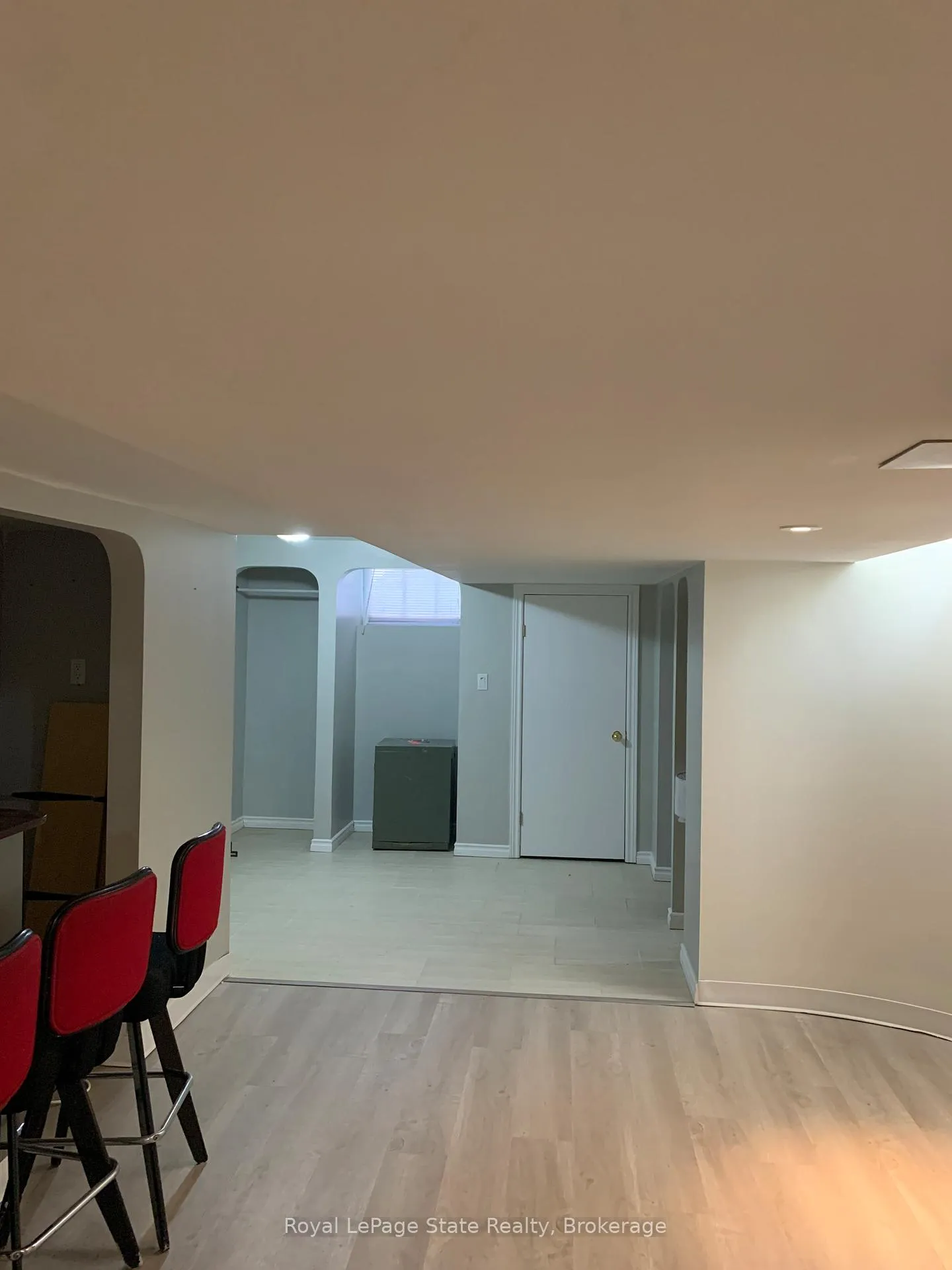 Photo 5 of Unit Lower, 72 Southmeadow Crescent, Hamilton, Stoney Creek — HOMEH