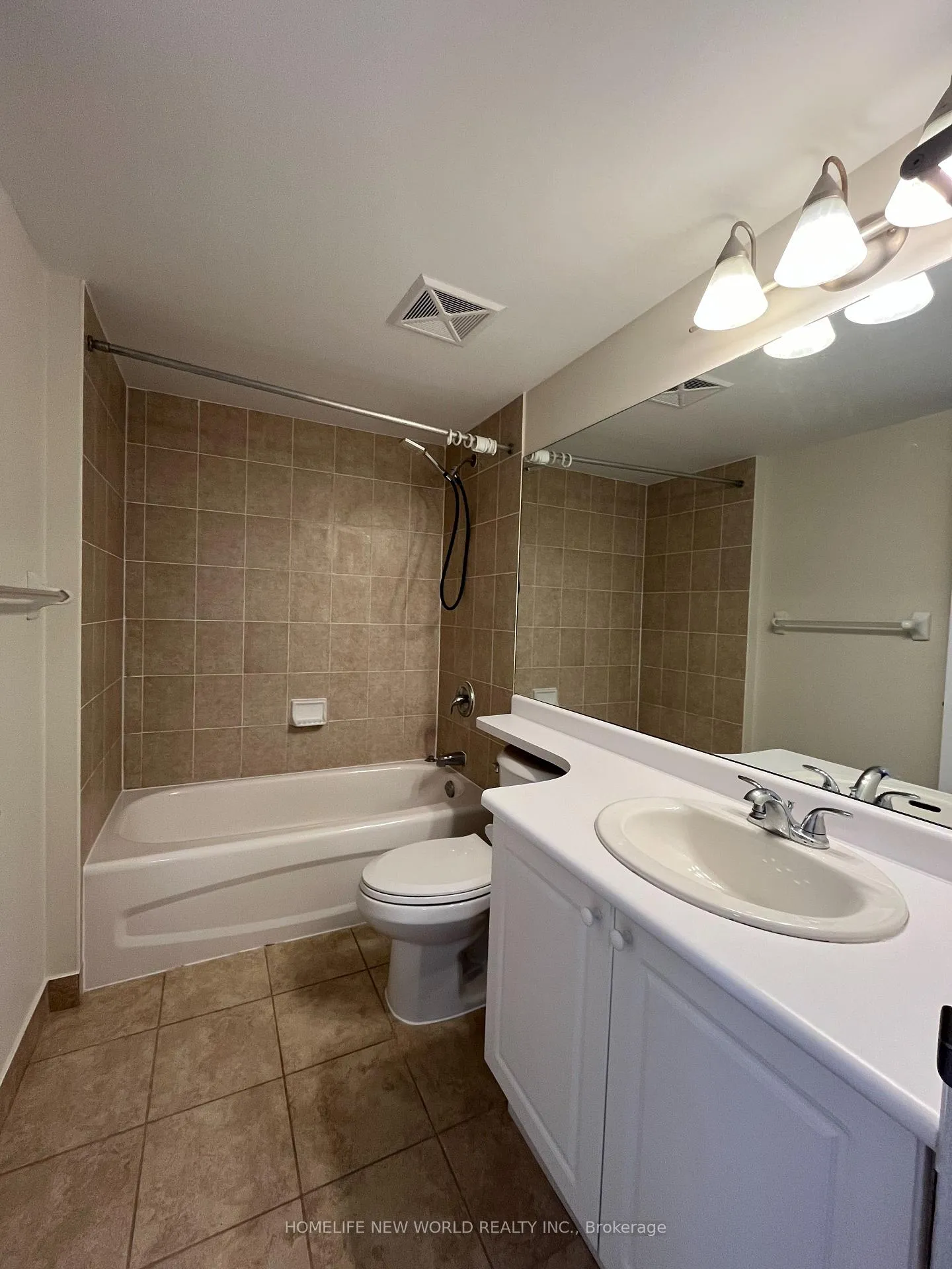 Photo 6 of Unit 503, 15 North Park Road, Vaughan, Beverley Glen — HOMEH