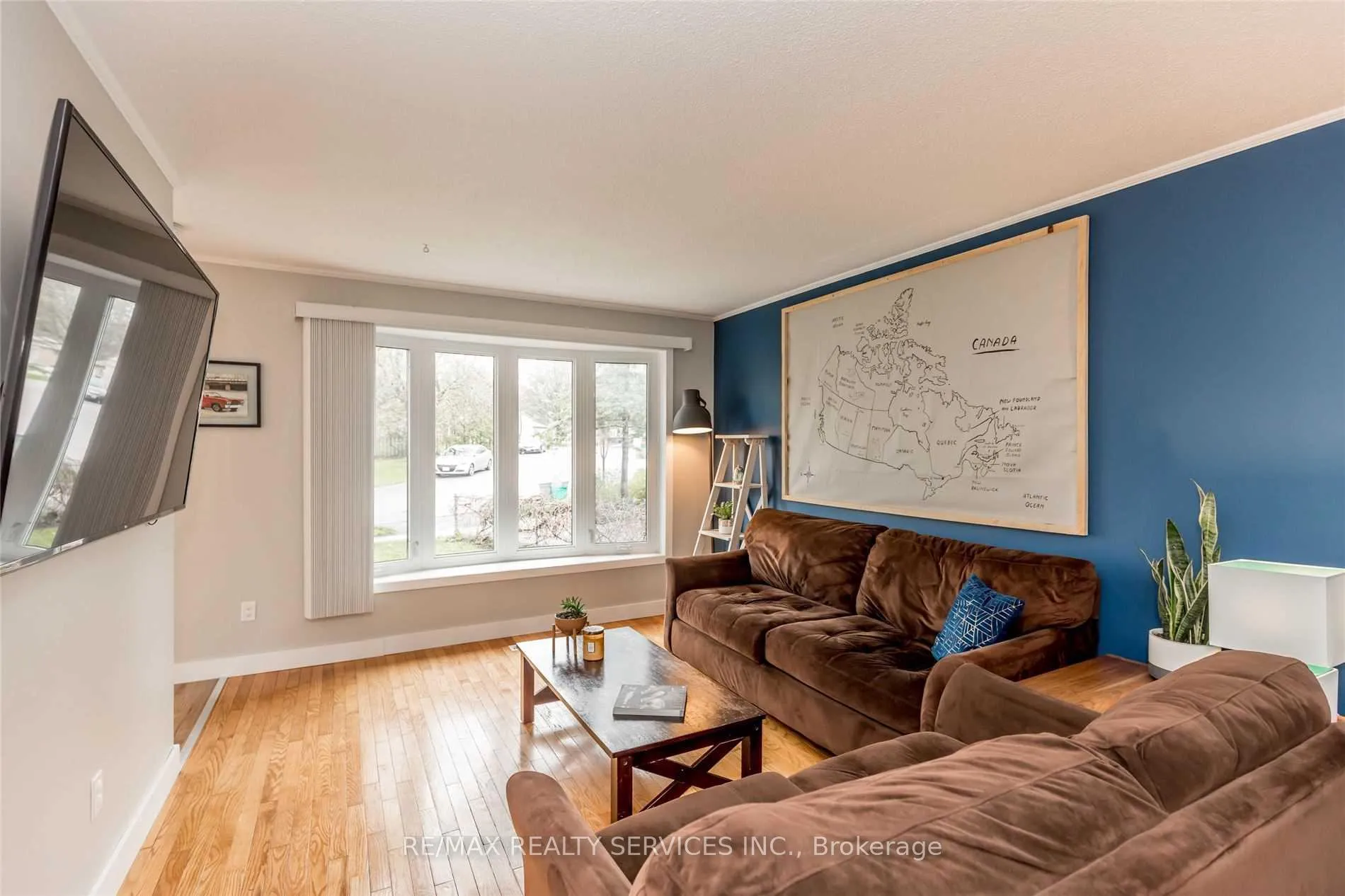 Photo 5 of 83 Janice Drive, Barrie, Sunnidale — HOMEH