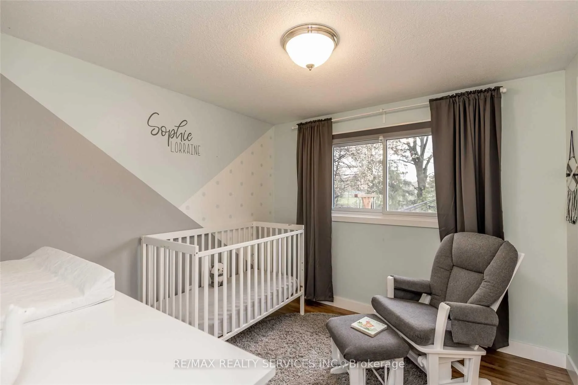 Photo 12 of 83 Janice Drive, Barrie, Sunnidale — HOMEH