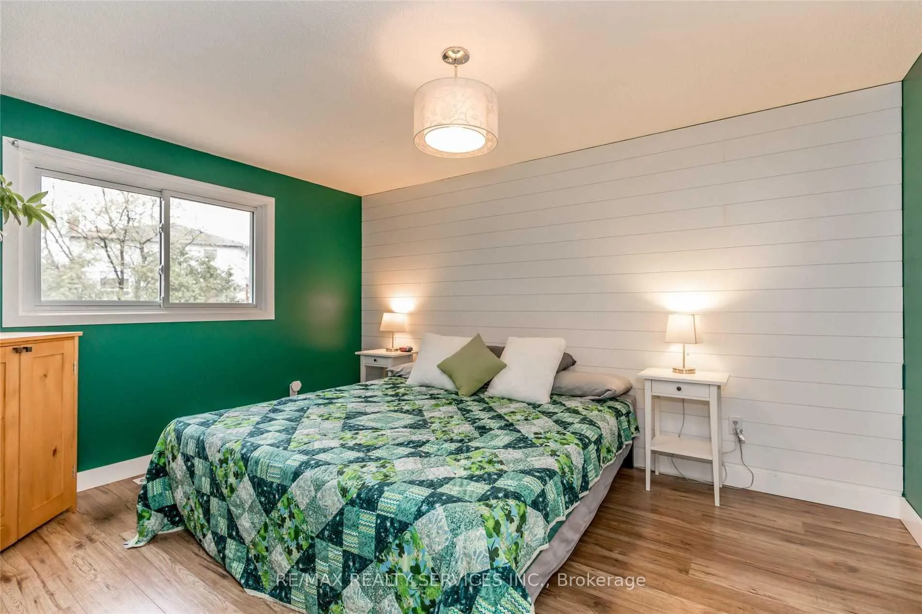 Photo 13 of 83 Janice Drive, Barrie, Sunnidale — HOMEH
