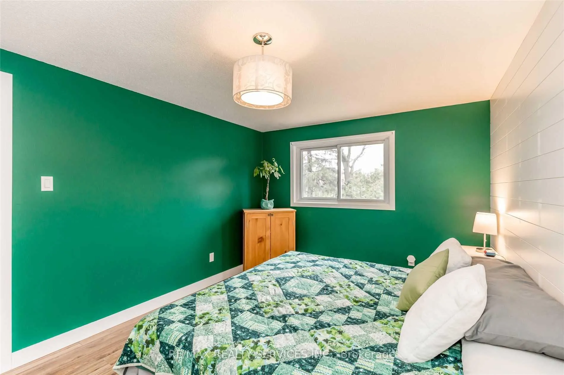 Photo 14 of 83 Janice Drive, Barrie, Sunnidale — HOMEH
