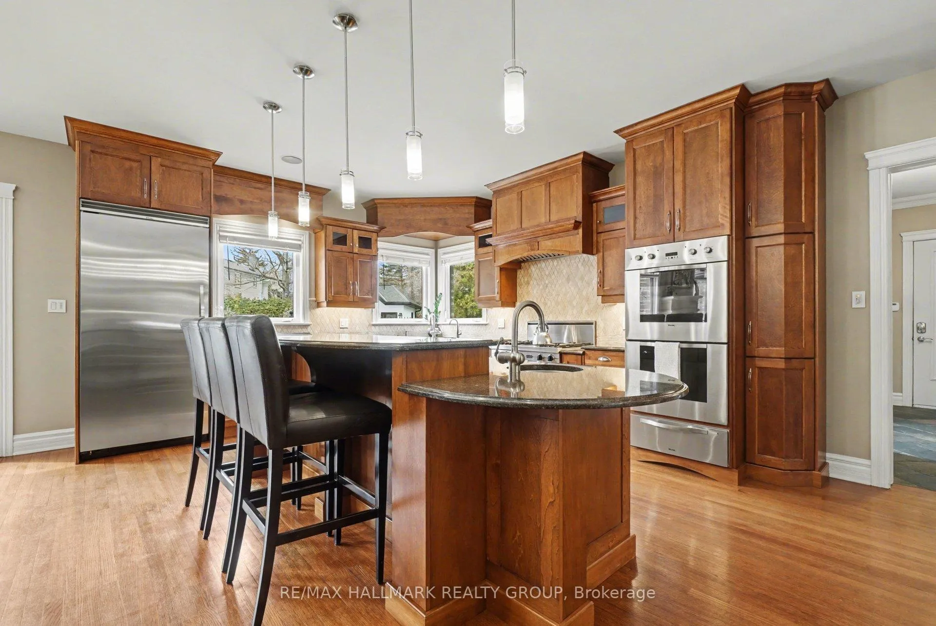 Photo 12 of 62 Rebecca Crescent, Ottawa, Rothwell Heights — HOMEH