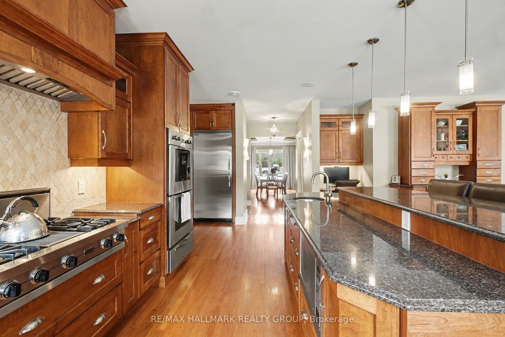 Photo 14 of 62 Rebecca Crescent, Ottawa, Rothwell Heights — HOMEH