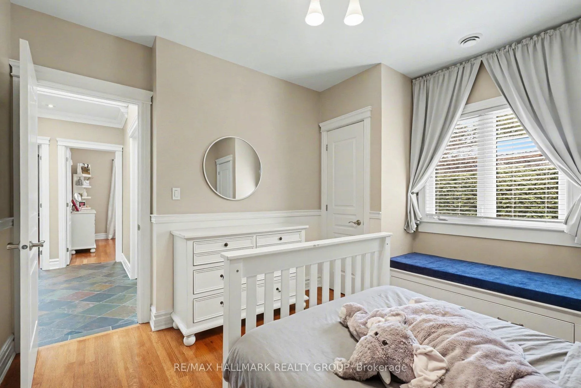 Photo 33 of 62 Rebecca Crescent, Ottawa, Rothwell Heights — HOMEH