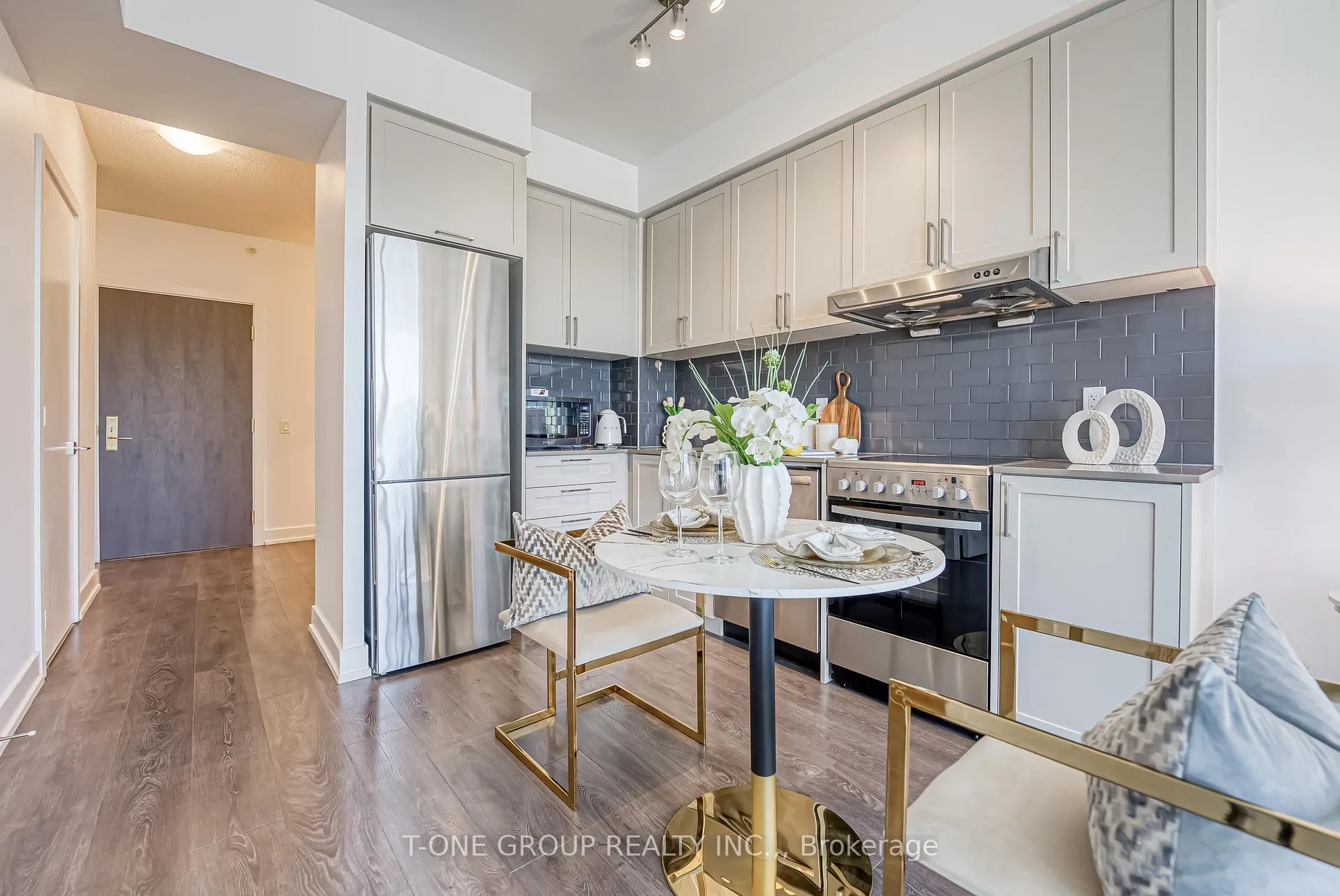 Photo 6 of Unit 622w, 268 Buchanan Drive, Markham, Unionville — HOMEH