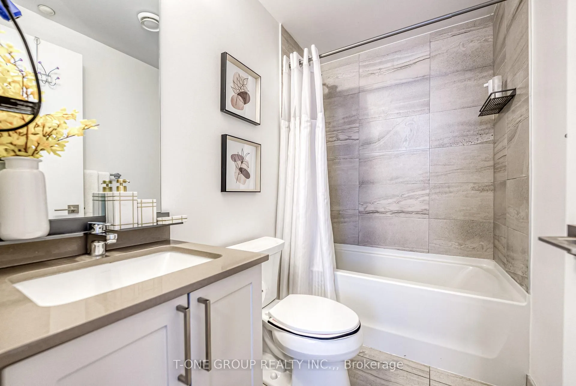 Photo 12 of Unit 622w, 268 Buchanan Drive, Markham, Unionville — HOMEH