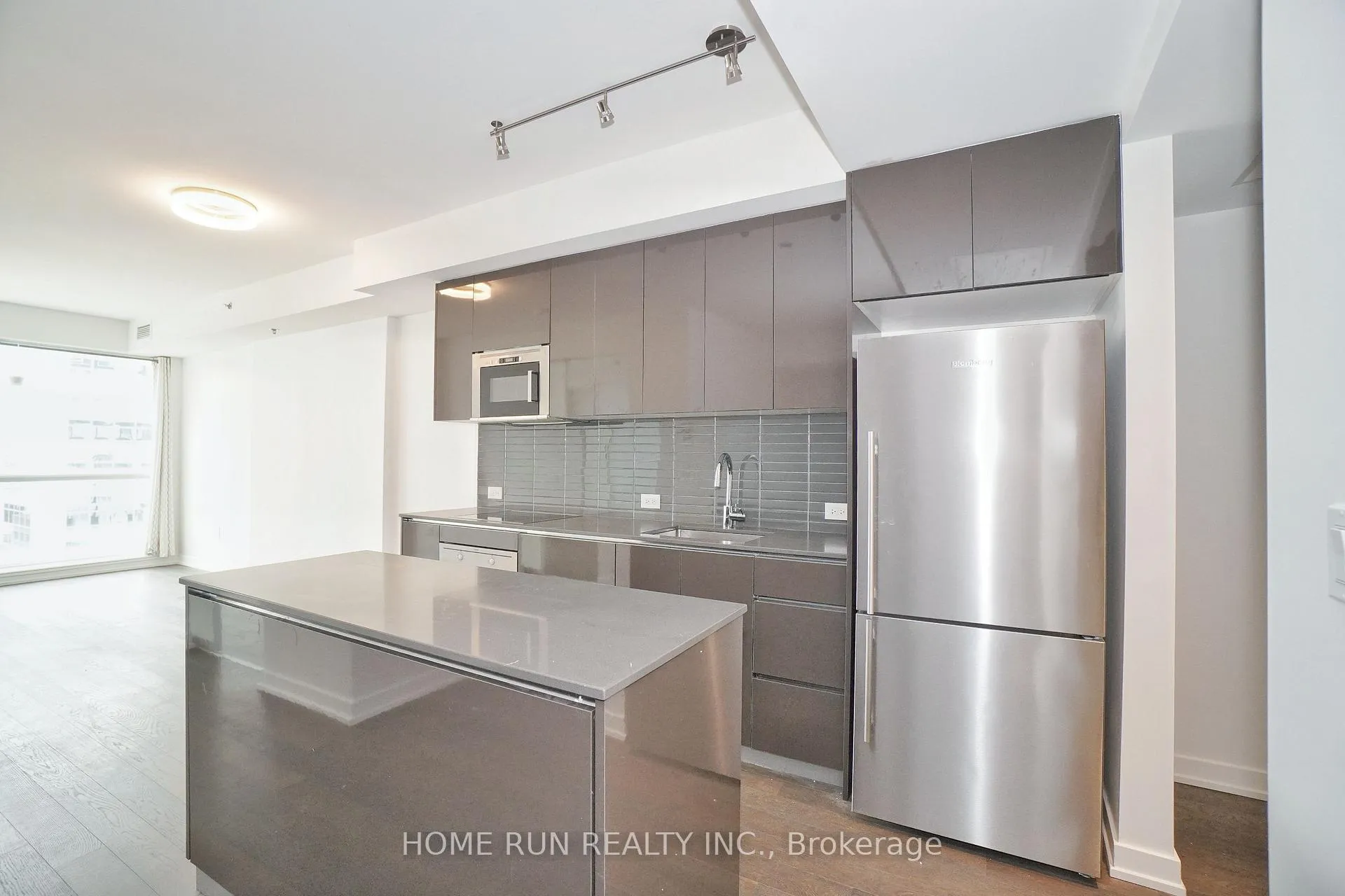 Photo 5 of Unit 601, 199 Slater Street, Ottawa, Ottawa Centre — HOMEH