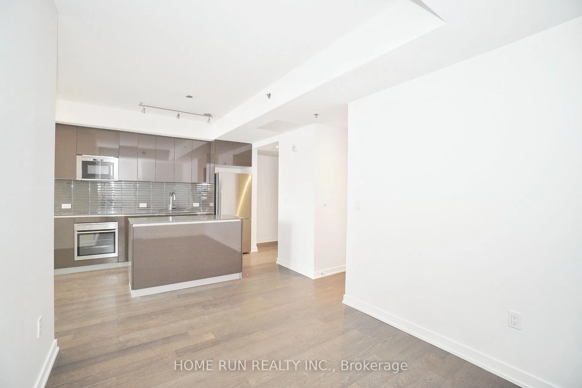 Photo 10 of Unit 601, 199 Slater Street, Ottawa, Ottawa Centre — HOMEH