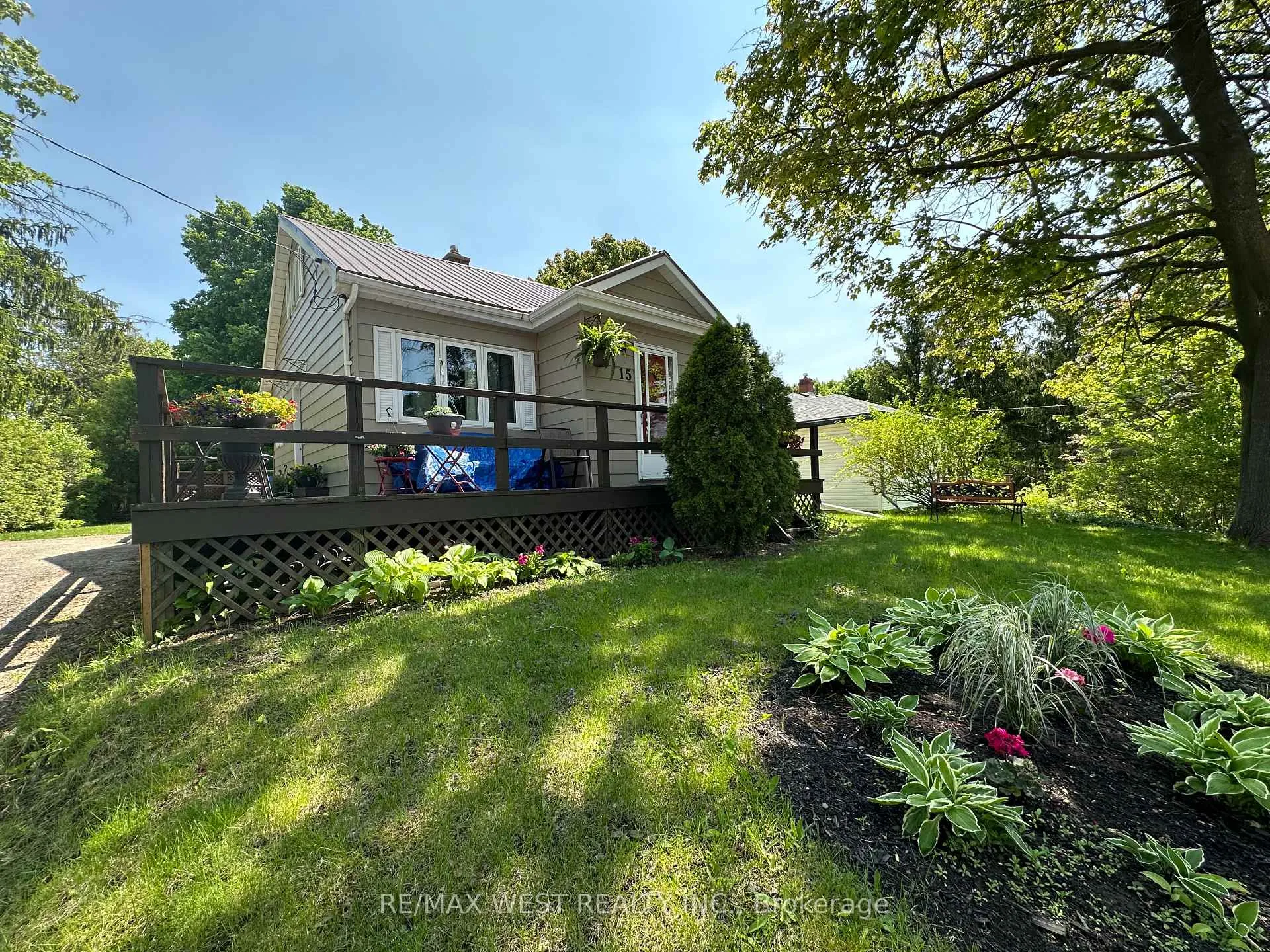 Front of 15 Millwood Road