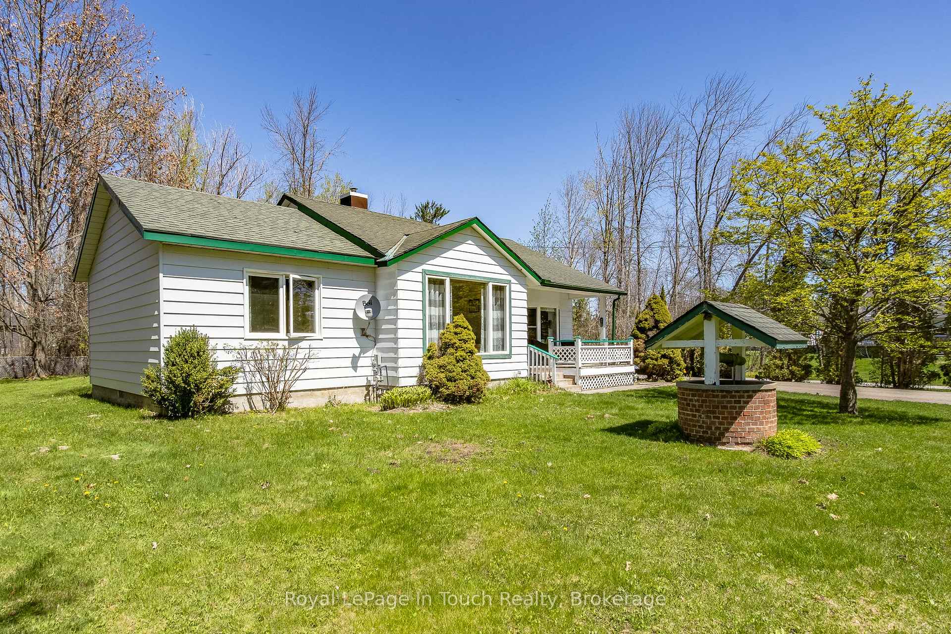 Photo 2 of 6 Davis Drive, Tay, Rural Tay — HOMEH