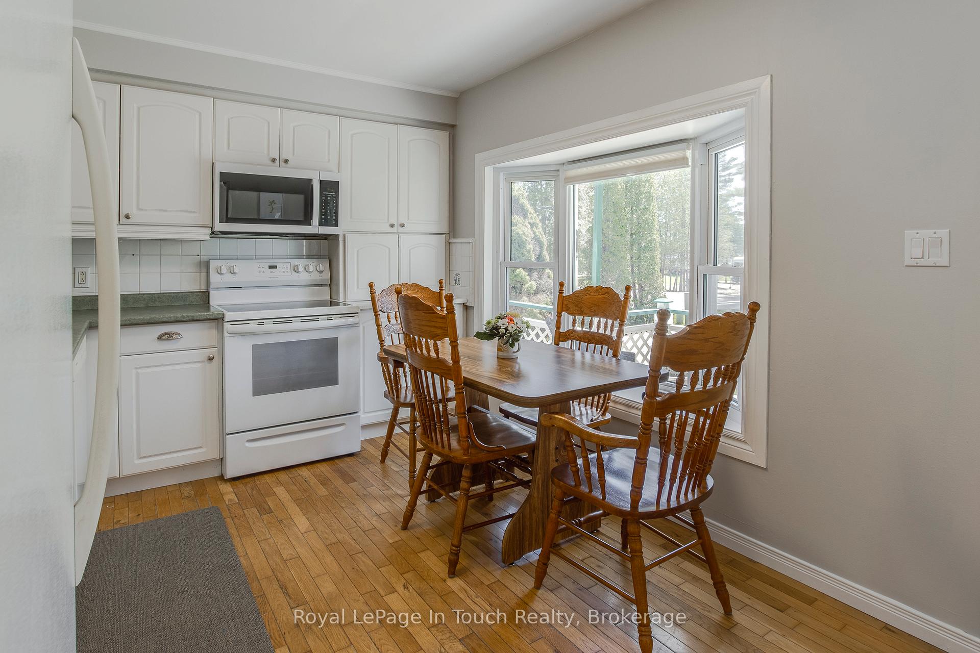 Photo 4 of 6 Davis Drive, Tay, Rural Tay — HOMEH