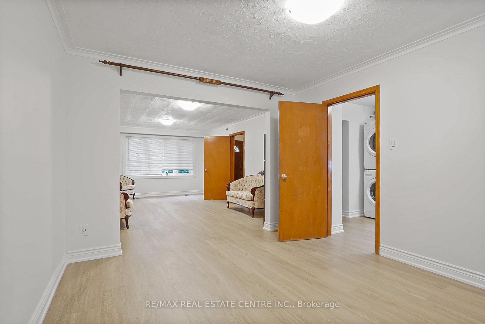 Photo 16 of 482 Rhodes Avenue, Toronto, Greenwood-Coxwell — HOMEH
