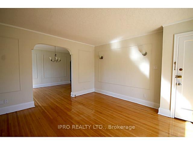 Photo 6 of Unit Main, 1160 Avenue Road, Toronto, Lawrence Park South — HOMEH