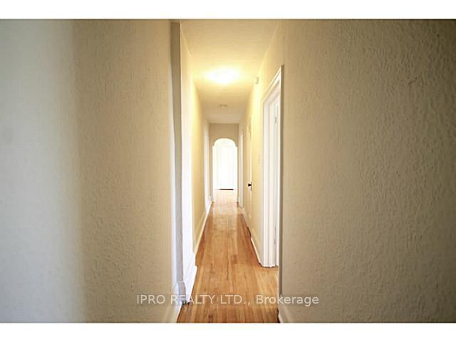 Photo 9 of Unit Main, 1160 Avenue Road, Toronto, Lawrence Park South — HOMEH