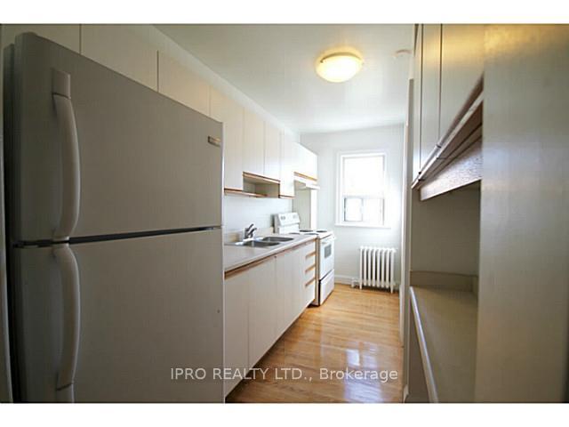 Photo 15 of Unit Main, 1160 Avenue Road, Toronto, Lawrence Park South — HOMEH