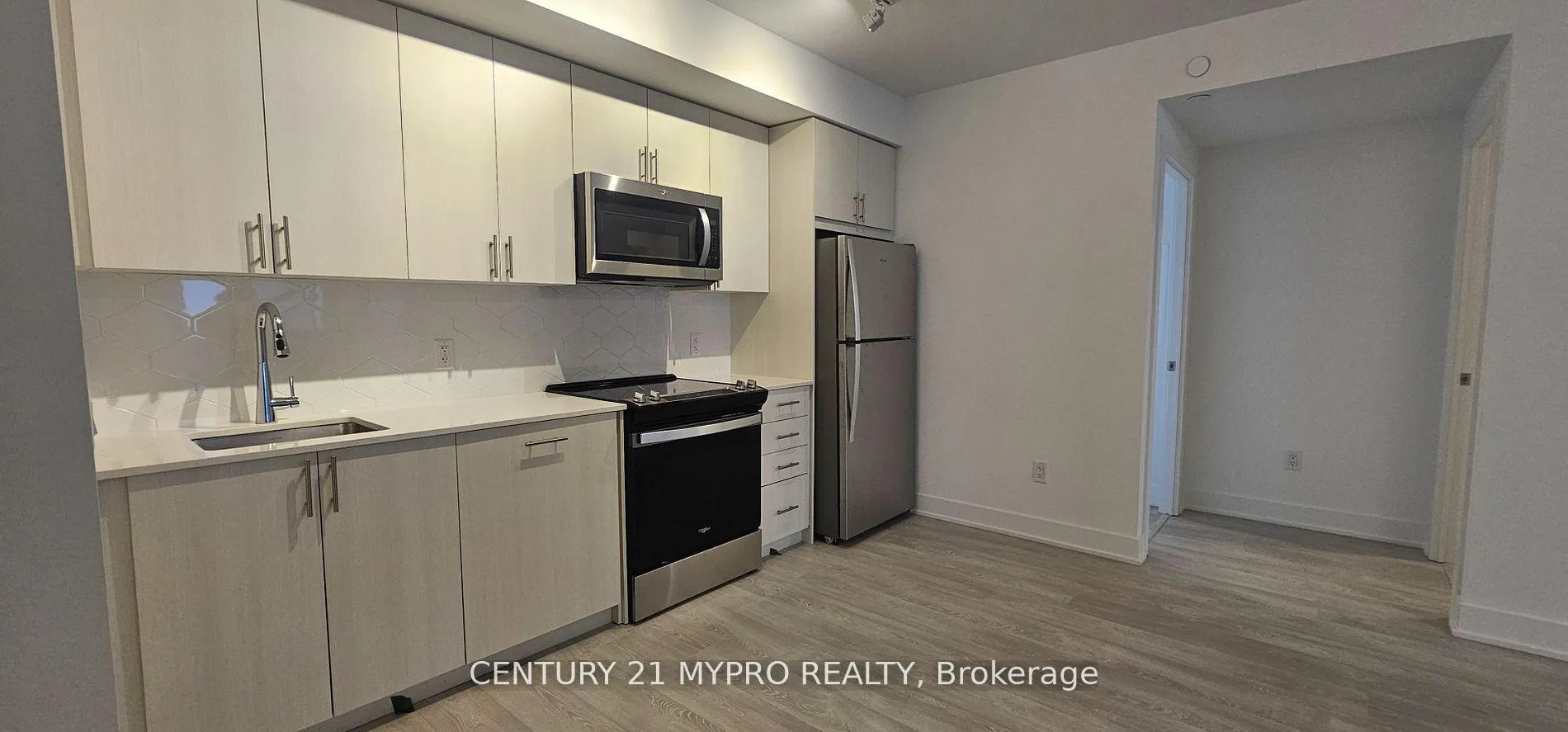 Photo 5 of Unit 1617, 2545 Simcoe St N Street, Oshawa, Windfields — HOMEH