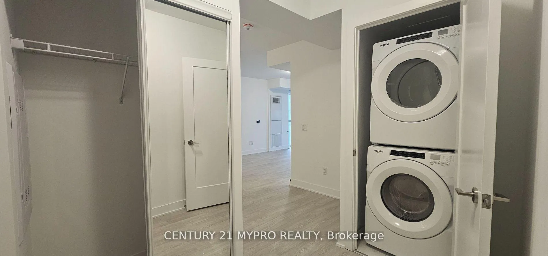 Photo 11 of Unit 1617, 2545 Simcoe St N Street, Oshawa, Windfields — HOMEH