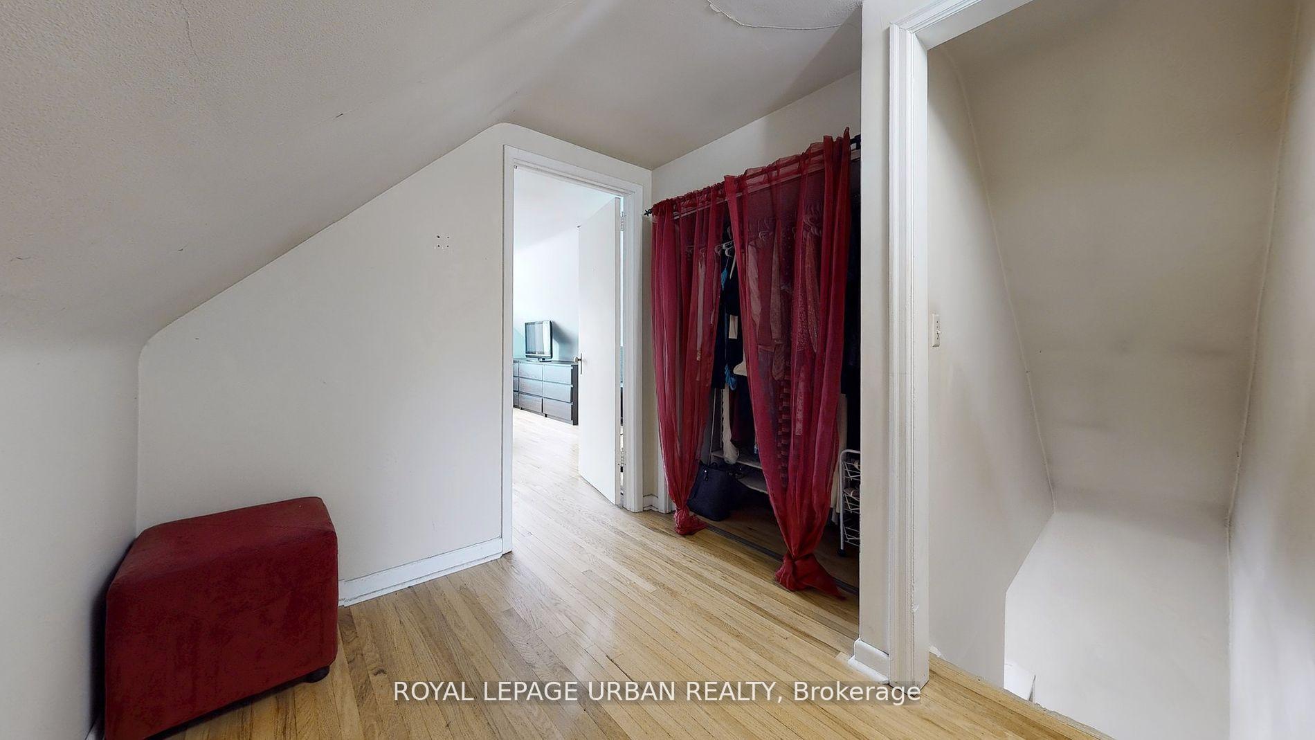 Photo 20 of 61 Binswood Avenue, Toronto, East York — HOMEH