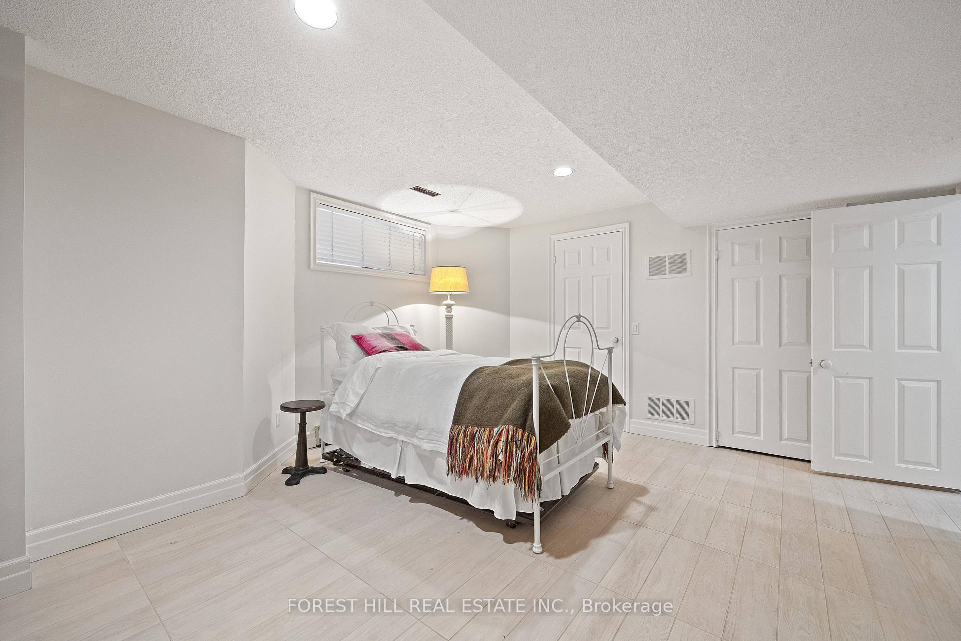Photo 22 of 88 Yonge Boulevard, Toronto, Bedford Park-Nortown — HOMEH