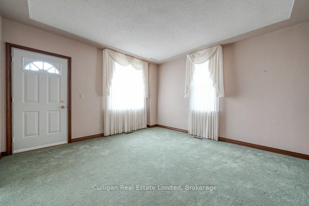 Photo 10 of 6311 Hamilton Road, Thames Centre, Rural Thames Centre — HOMEH