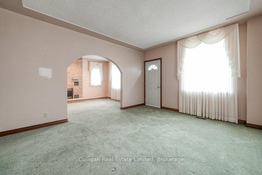 Photo 11 of 6311 Hamilton Road, Thames Centre, Rural Thames Centre — HOMEH