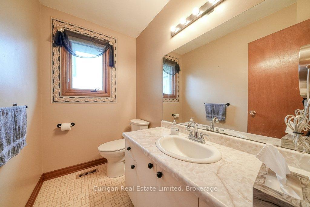Photo 19 of 6311 Hamilton Road, Thames Centre, Rural Thames Centre — HOMEH