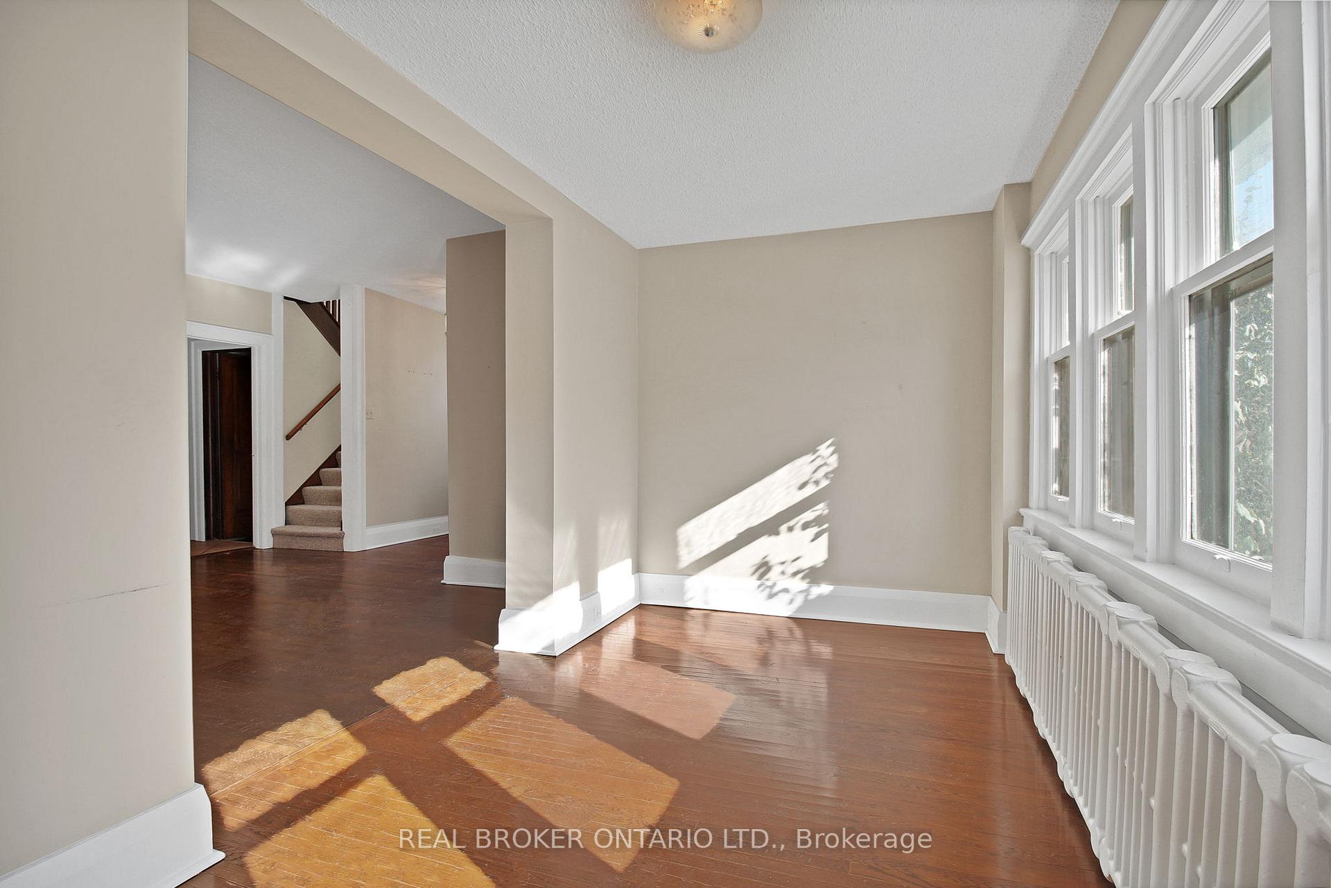 Photo 8 of 152 Briar Hill Avenue, Toronto, Lawrence Park South — HOMEH