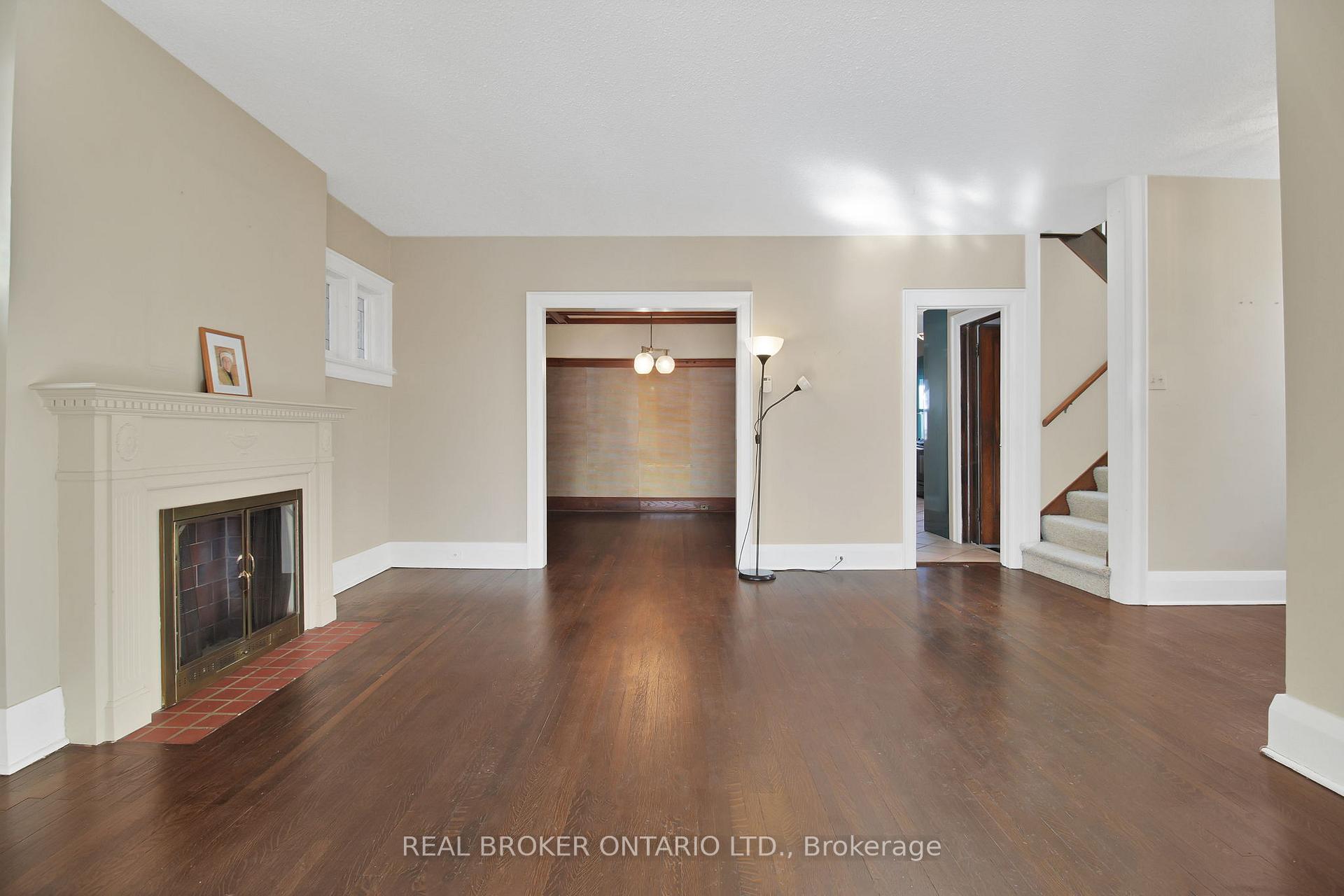 Photo 9 of 152 Briar Hill Avenue, Toronto, Lawrence Park South — HOMEH