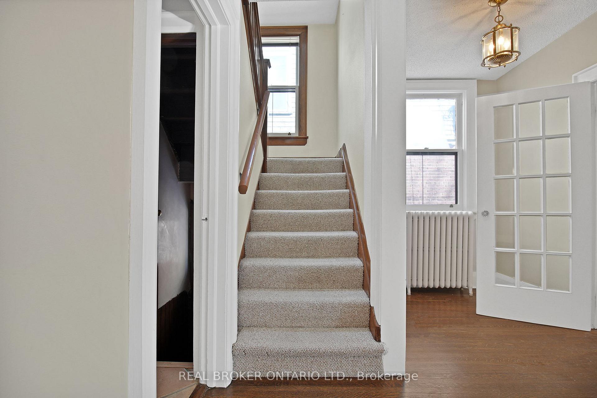 Photo 23 of 152 Briar Hill Avenue, Toronto, Lawrence Park South — HOMEH