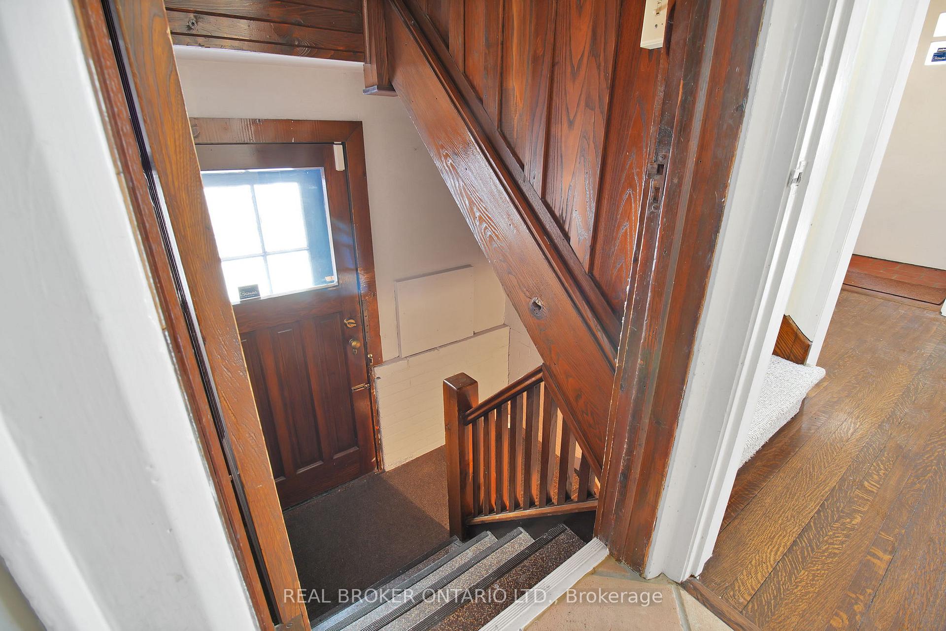 Photo 40 of 152 Briar Hill Avenue, Toronto, Lawrence Park South — HOMEH