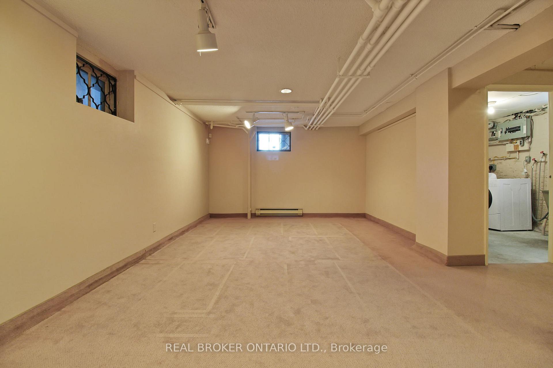 Photo 42 of 152 Briar Hill Avenue, Toronto, Lawrence Park South — HOMEH