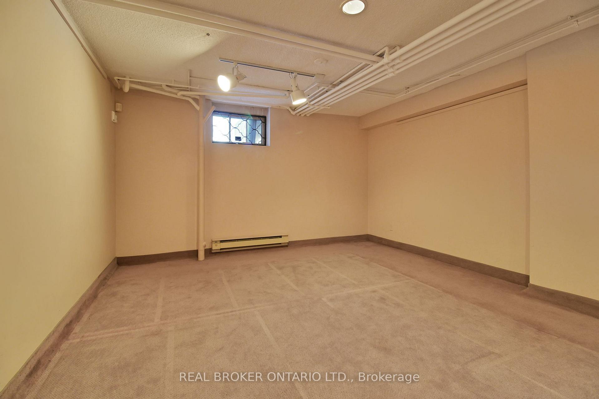 Photo 43 of 152 Briar Hill Avenue, Toronto, Lawrence Park South — HOMEH