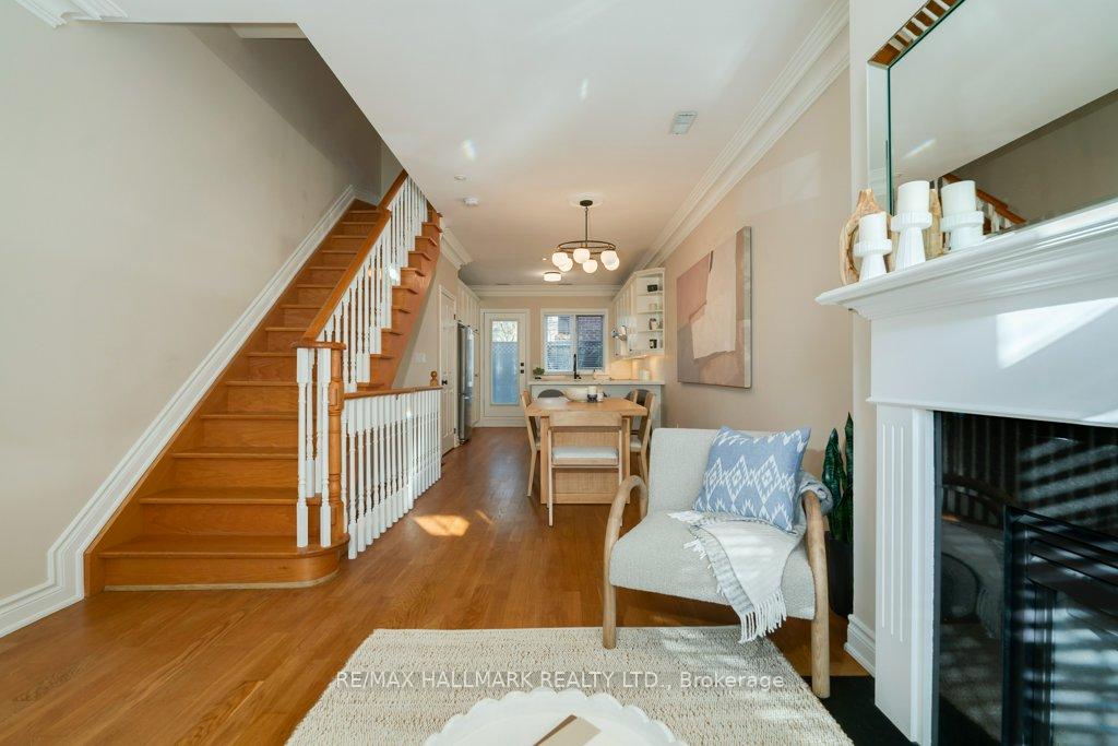 Photo 5 of 720A Kingston Road, Toronto, East End-Danforth — HOMEH