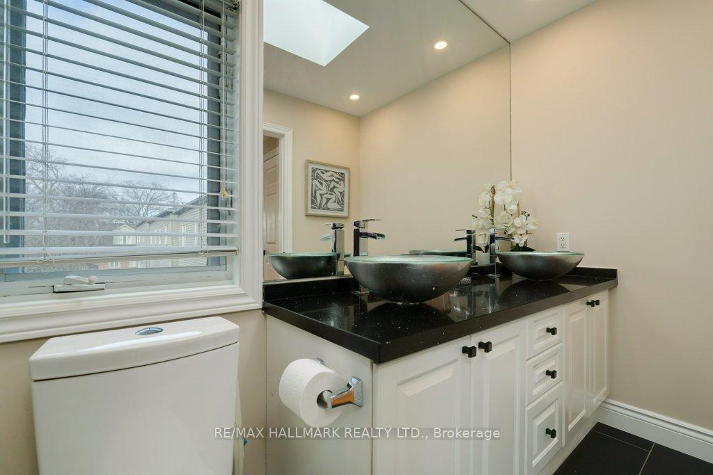 Photo 20 of 720A Kingston Road, Toronto, East End-Danforth — HOMEH