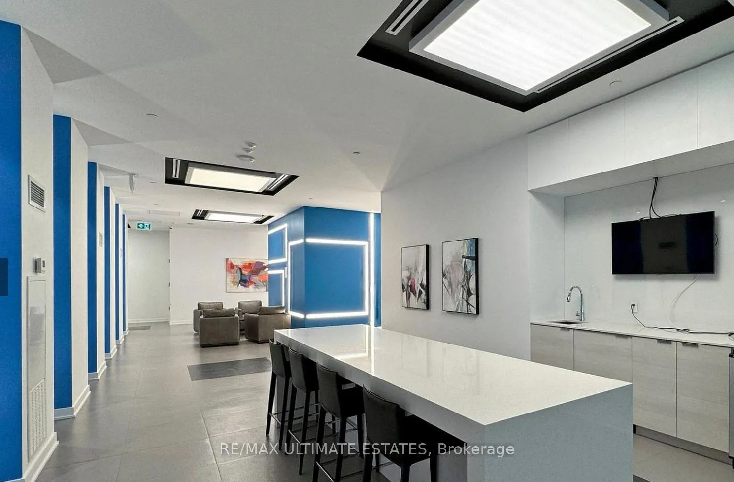 Photo 11 of Unit 2416, 195 Redpath Avenue, Toronto, Mount Pleasant West — HOMEH