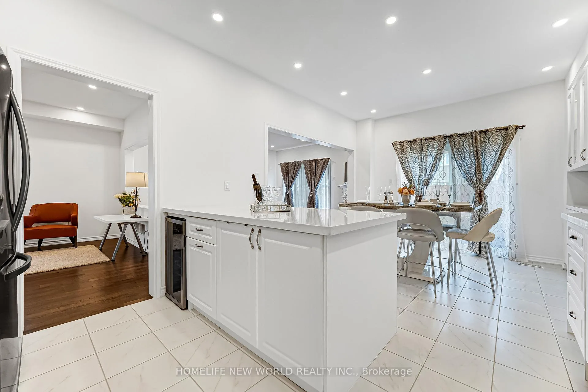 Photo 8 of 1780 William Lott Drive, Oshawa, Taunton — HOMEH
