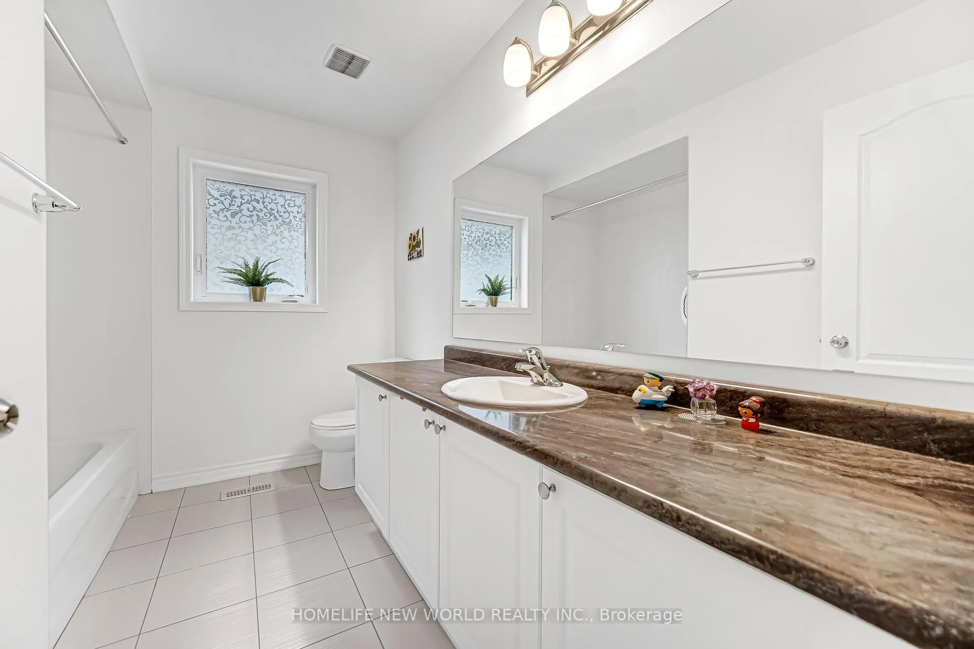 Photo 25 of 1780 William Lott Drive, Oshawa, Taunton — HOMEH