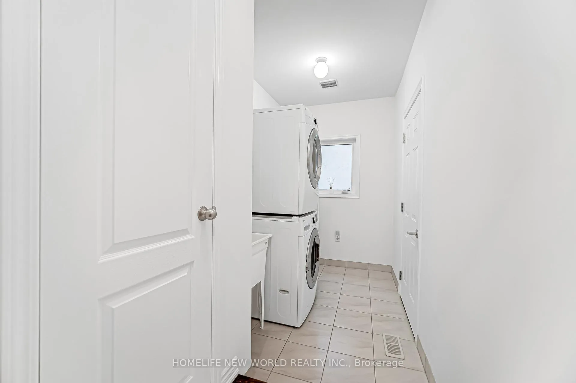 Photo 28 of 1780 William Lott Drive, Oshawa, Taunton — HOMEH