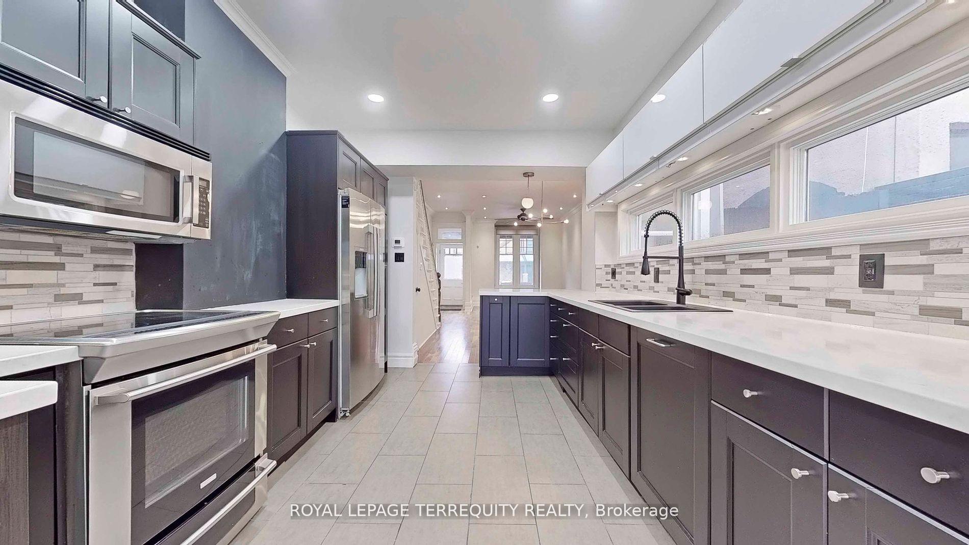 Photo 9 of 211 Pape Avenue, Toronto, South Riverdale — HOMEH