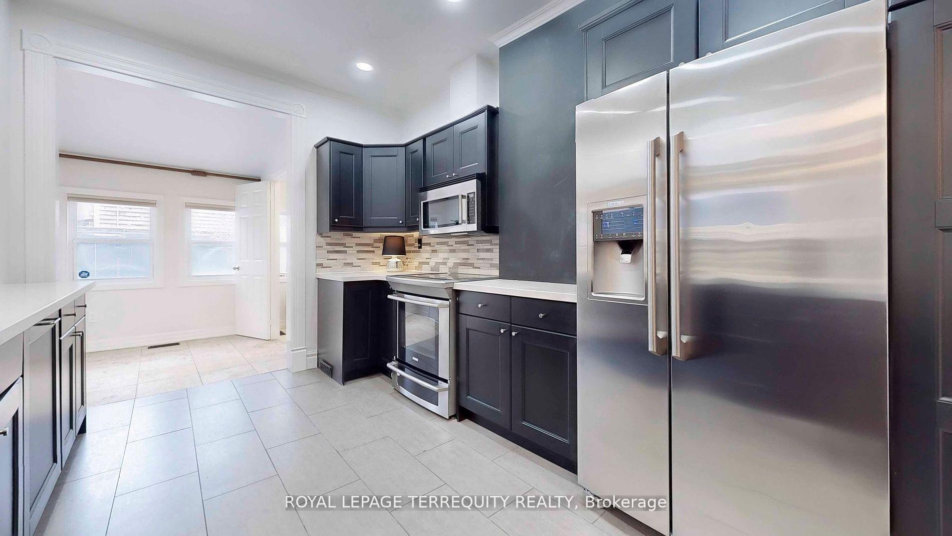 Photo 10 of 211 Pape Avenue, Toronto, South Riverdale — HOMEH