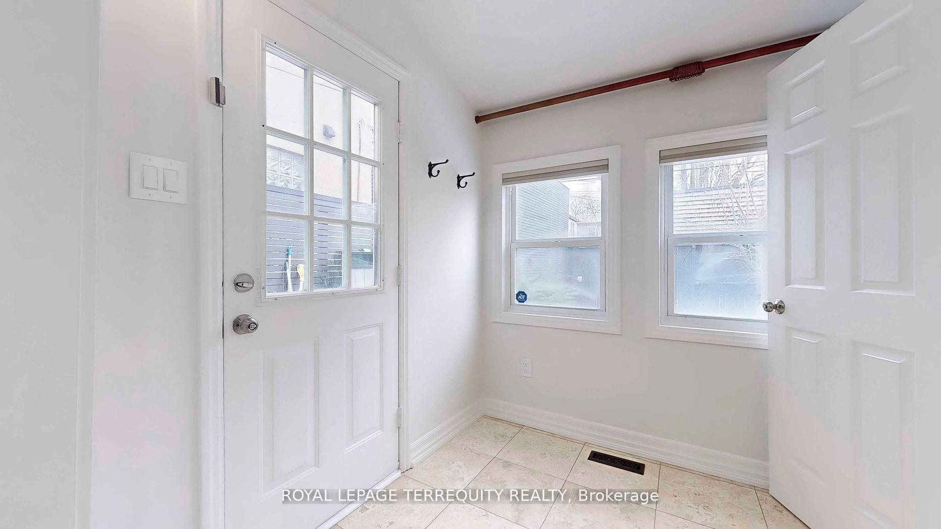 Photo 15 of 211 Pape Avenue, Toronto, South Riverdale — HOMEH