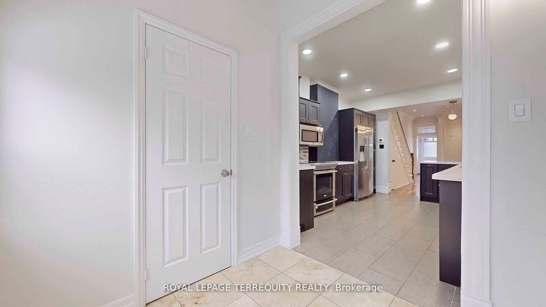 Photo 17 of 211 Pape Avenue, Toronto, South Riverdale — HOMEH