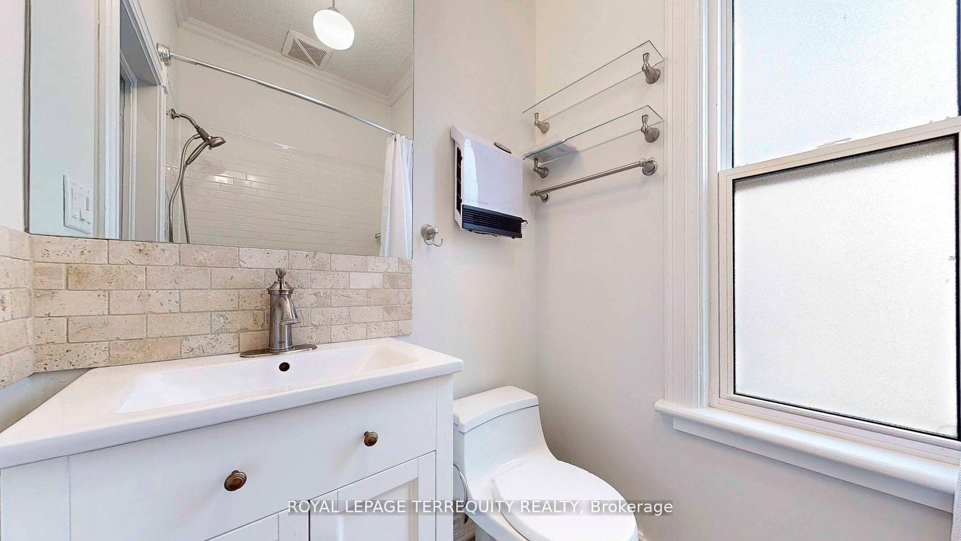 Photo 30 of 211 Pape Avenue, Toronto, South Riverdale — HOMEH