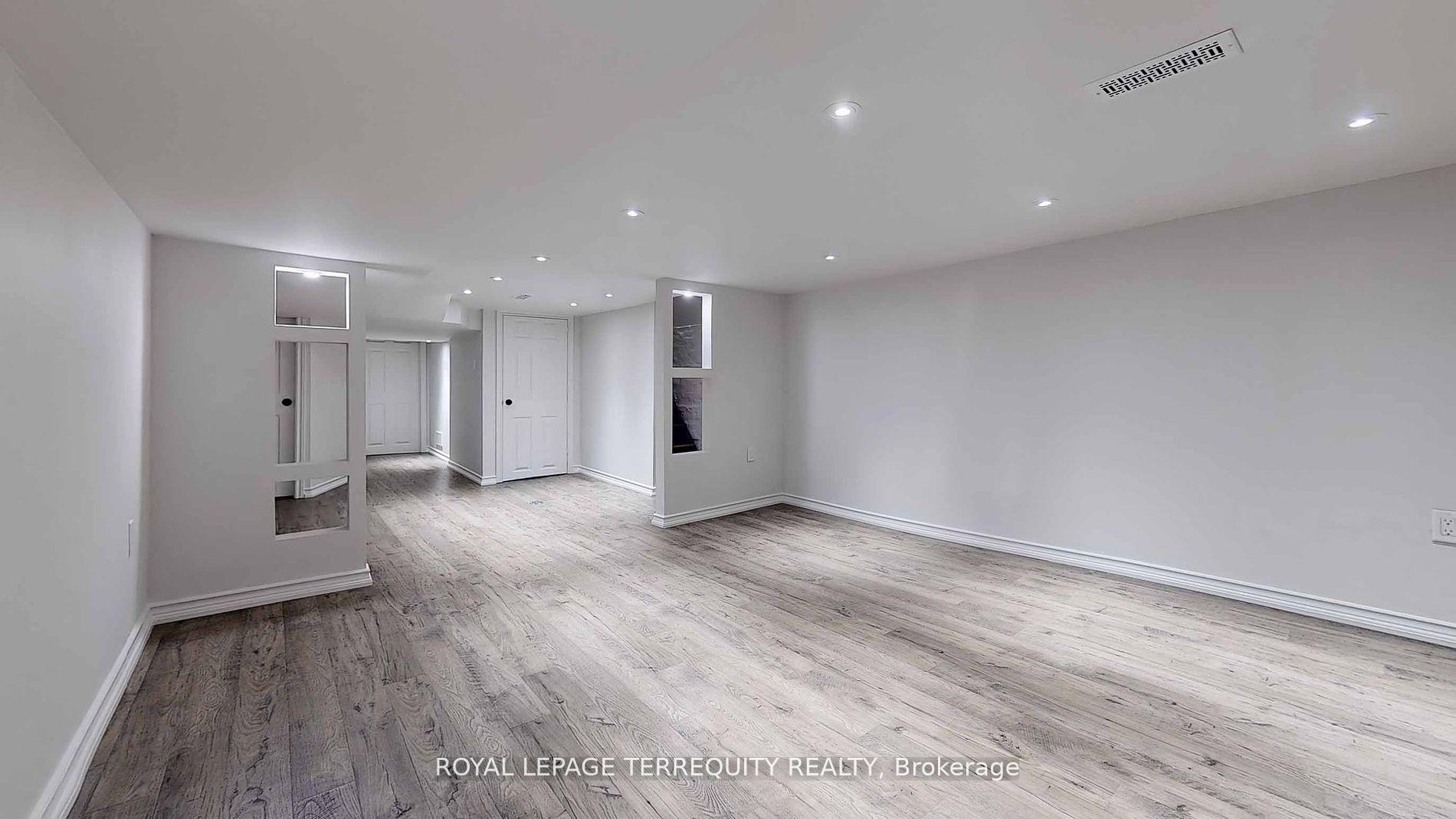 Photo 32 of 211 Pape Avenue, Toronto, South Riverdale — HOMEH