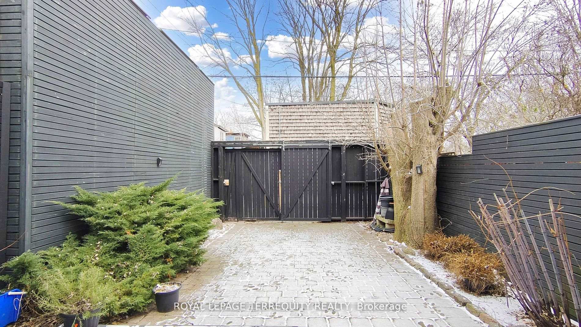 Photo 39 of 211 Pape Avenue, Toronto, South Riverdale — HOMEH